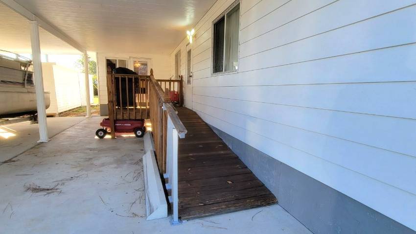 81 Stebbins Drive a Winter Haven, FL Mobile or Manufactured Home for Sale